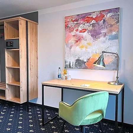 Hotel Stadthotel Miya 3*
